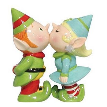 Elves Kissing 