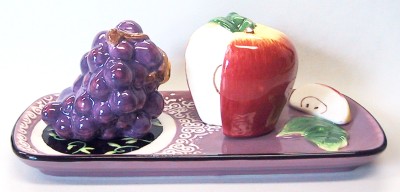 GRAPES AND APPLE WITH TRAY SALT AND PEPPER SHAKERS