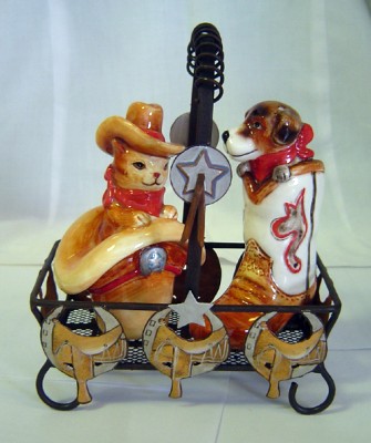 Western Cat And Dog Salt An Pepper Shaker In Metal Basket