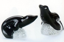 SEALS SALT AND PEPPER SHAKERS