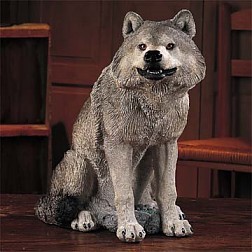 LEADER WOLF FIGURINE