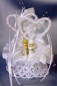 PRECIOUS MOMENTS WHITE CAKE TOPPER